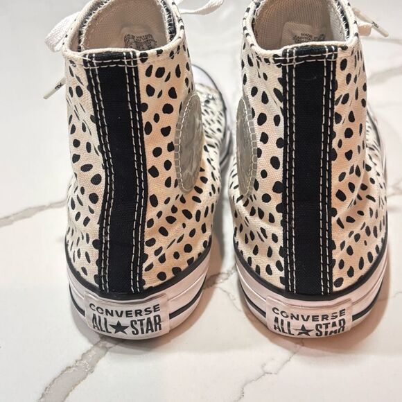 Chuck Taylor | Converse All Star Welcome To The Wild Leopard High Top Sneakers - Picture 3 of 10